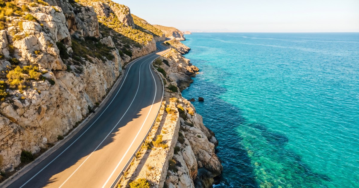 Les meilleurs road trips en voiture sur la Costa Blanca : votre guide ultime au départ d’Alicante